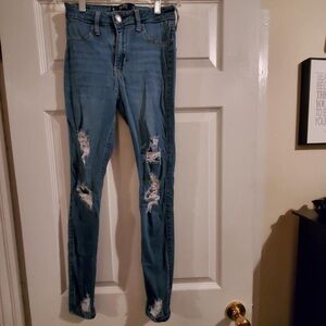 Ripped Hollister ultra high rise  dark blue skinny jeans